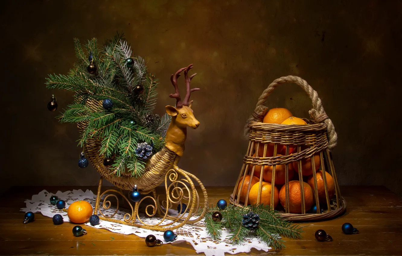 Фото обои украшения, ветки, праздник, корзина, новый год, ель, фрукты, натюрморт
