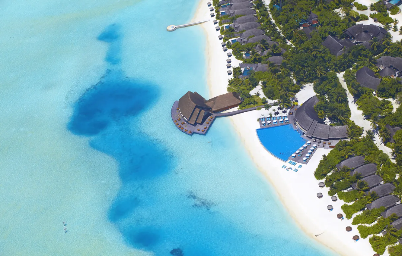 Фото обои море, пляж, пальмы, океан, бассейн, домики, Мальдивы, pool