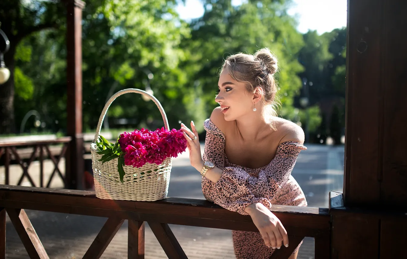 Фото обои dress, trees, flowers, model, women, blonde, women outdoors, summer dress