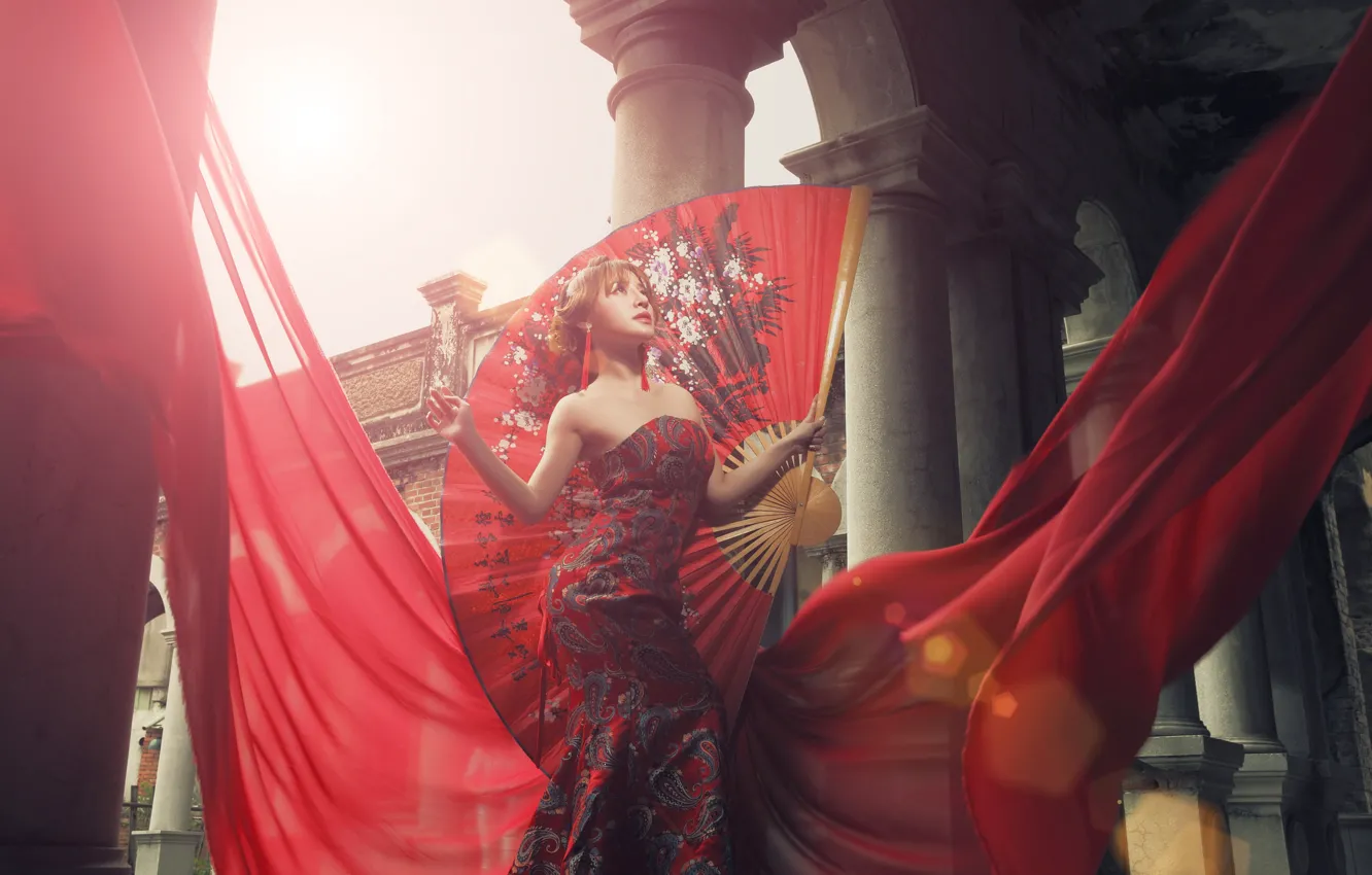 Фото обои лето, девушка, красное, платье, веер, ткань