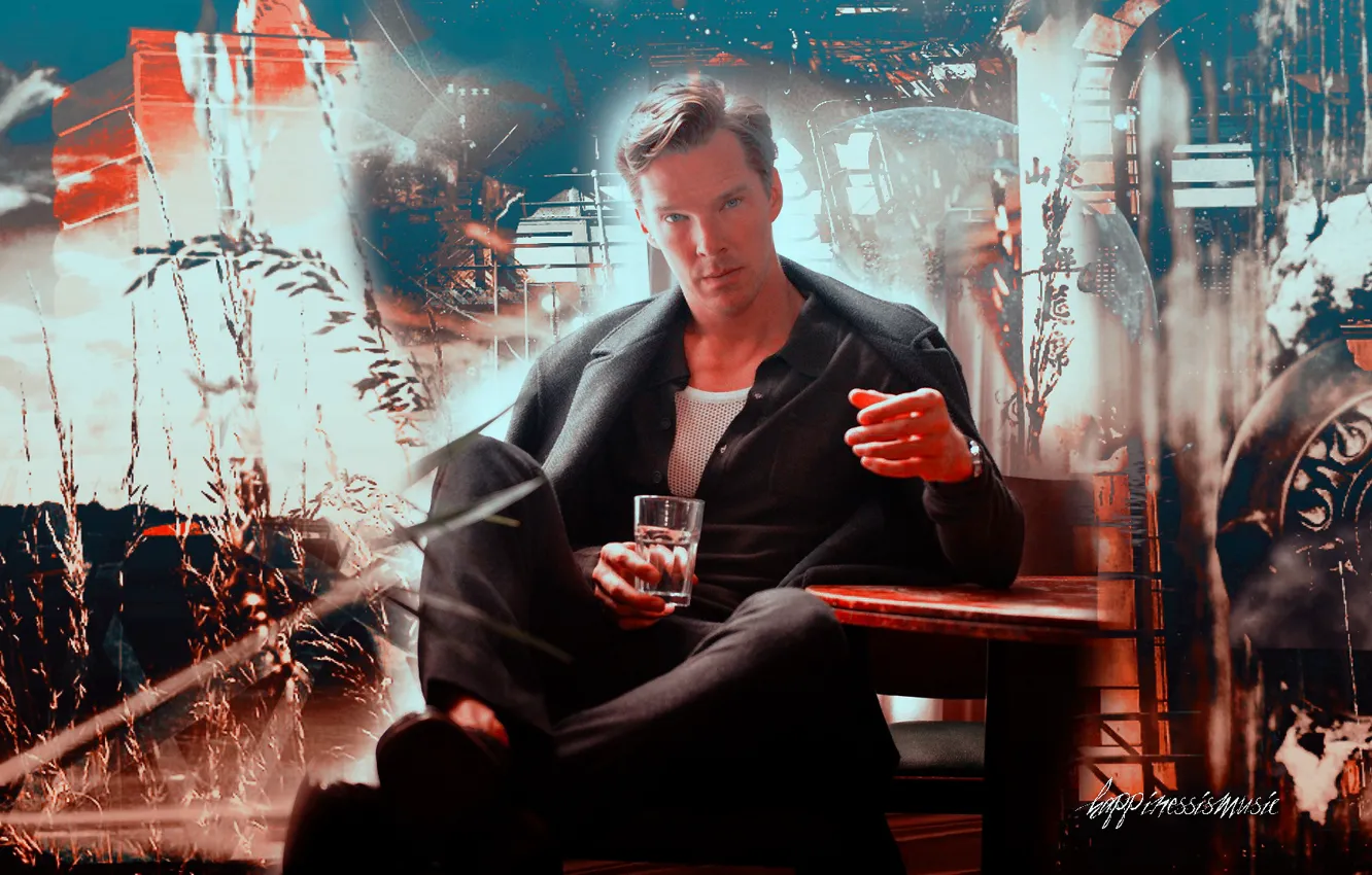 Фото обои трава, взгляд, абстракт, сидит, Бенедикт Камбербэтч, Benedict Cumberbatch, британский актер, by happinessismusic