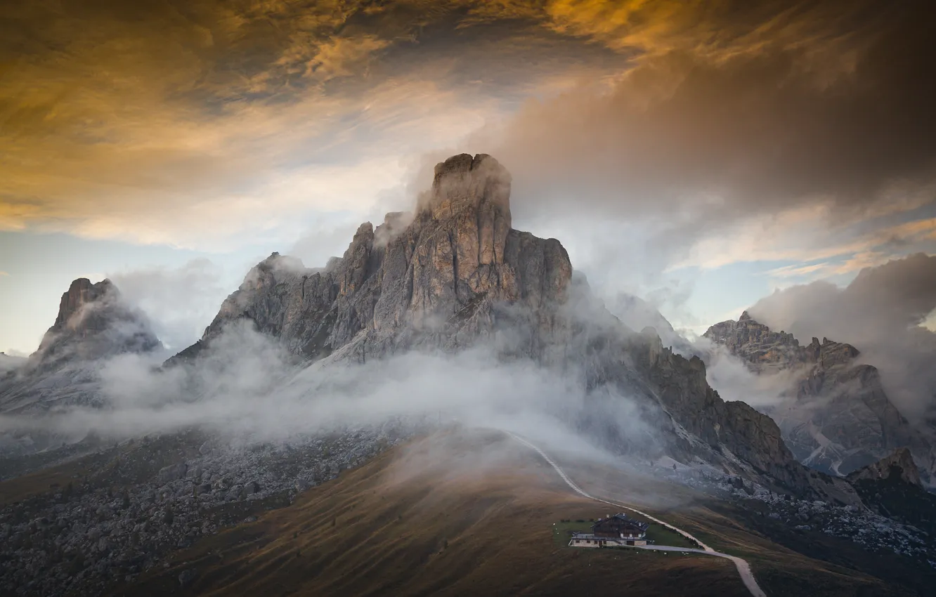 Фото обои house, sky, landscape, Italy, nature, mountains, clouds, rocks