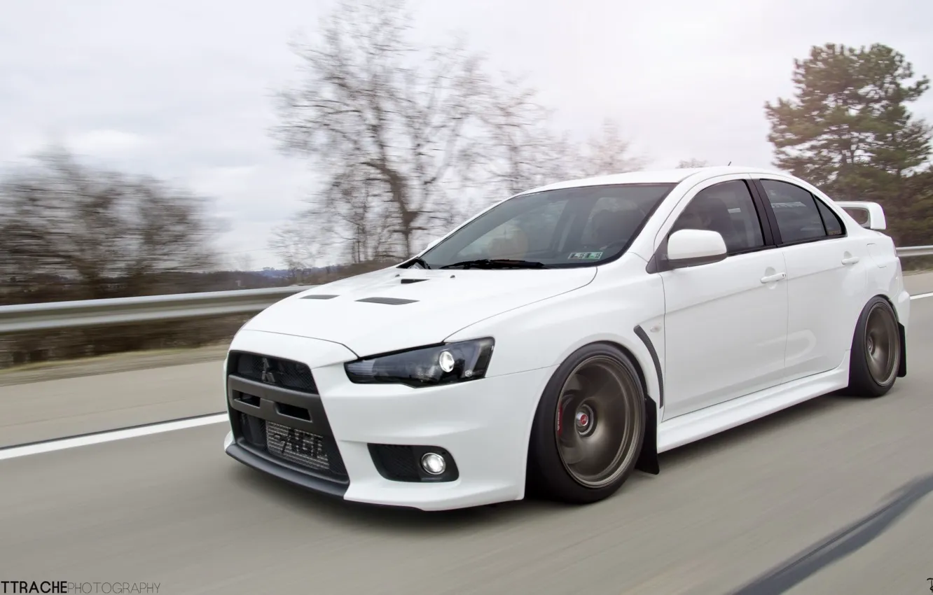 Фото обои turbo, white, mitsubishi, japan, jdm, tuning, evolution, evo