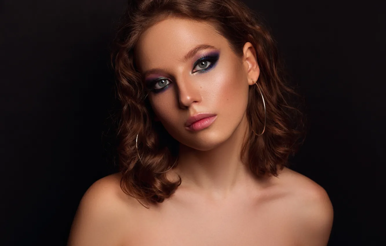 Фото обои girl, lips, look, make up, bare shoulders, Andrey Zhukov