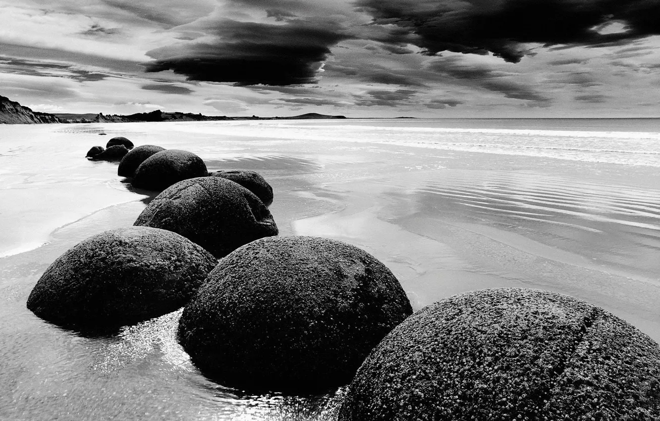 Фото обои песок, вода, облака, камни