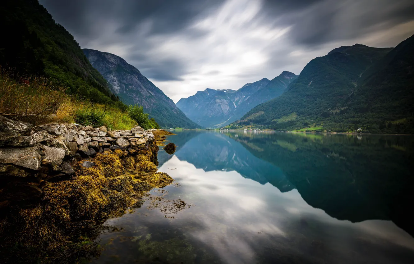 Фото обои небо, горы, озеро, отражение, Норвегия, Norway, Sogn og Fjordane, Grønlund
