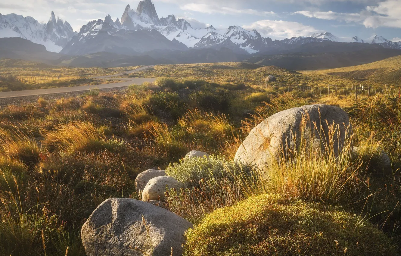 Фото обои трава, облака, пейзаж, горы, природа, камни, Патагония, Антон Ростовский