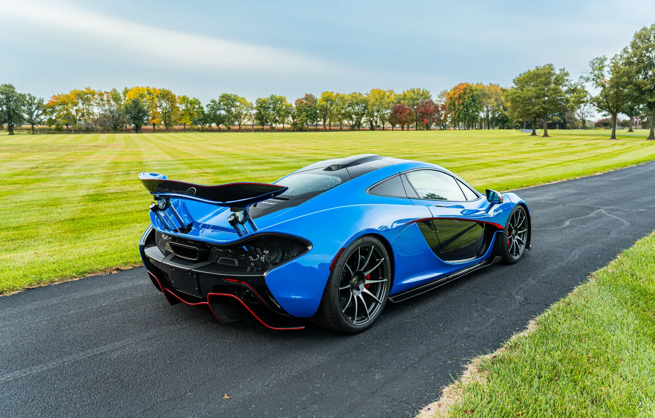 Фото обои McLaren, McLaren P1, rear view, P1