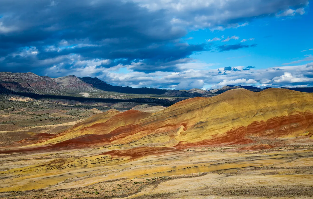 Фото обои небо, горы, тучи, пустыня, USA, Eastern Oregon, The Painted Hills