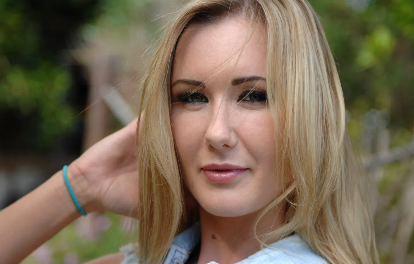 Фото обои взгляд, лицо, модель, волосы, блондинка, Sammi Tye