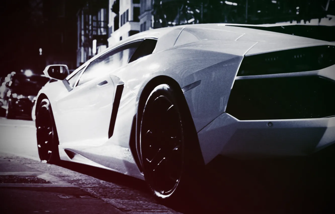Фото обои Улица, Lamborghini Aventador, Винтаж, Белый Монстр, Ламборгини Авентадор
