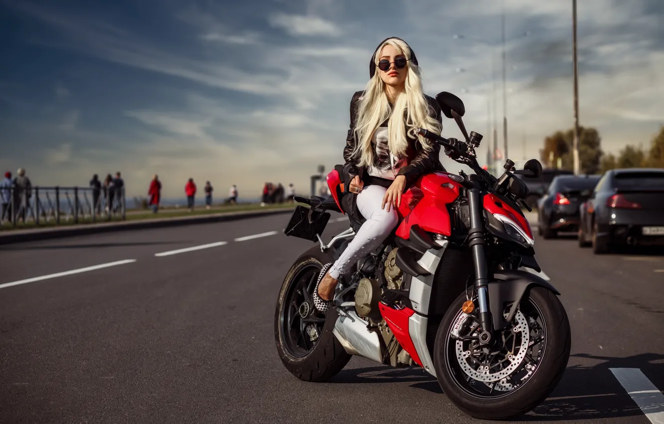 Фото обои car, road, sky, motorcycle, clouds, model, black cars, women