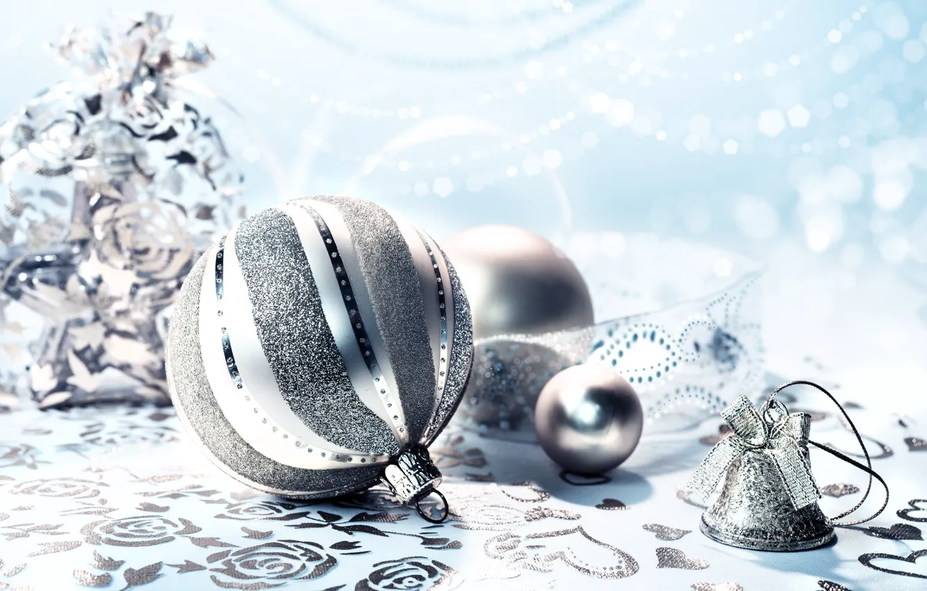 Фото обои праздник, серебро, шар, Новый год, колокольчик, Anya Ivanova