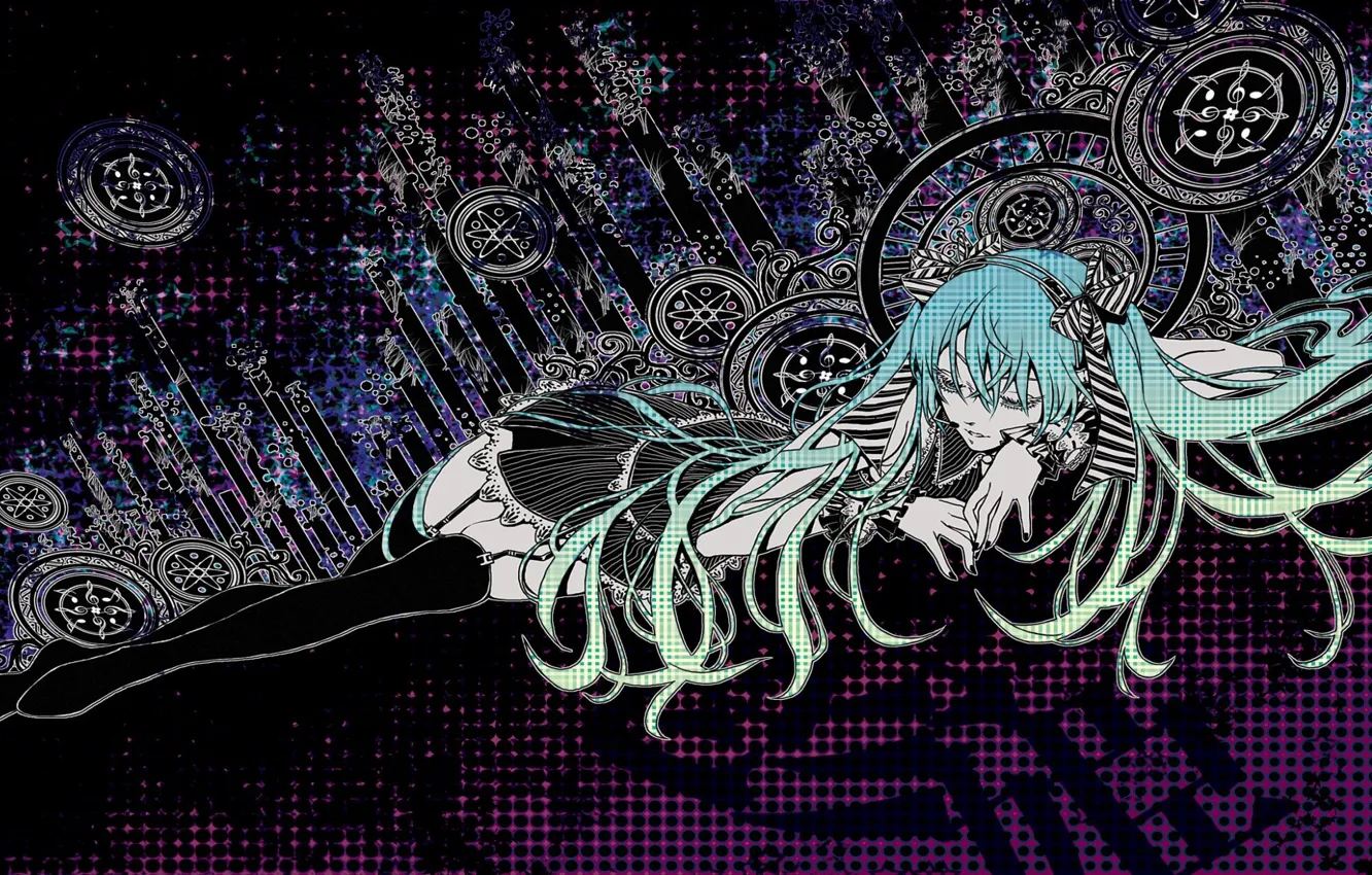 Фото обои символы, vocaloid, Hatsune Miku, вокалоид, голубые волосы, черные чулки, бант для волос, лежит на боку