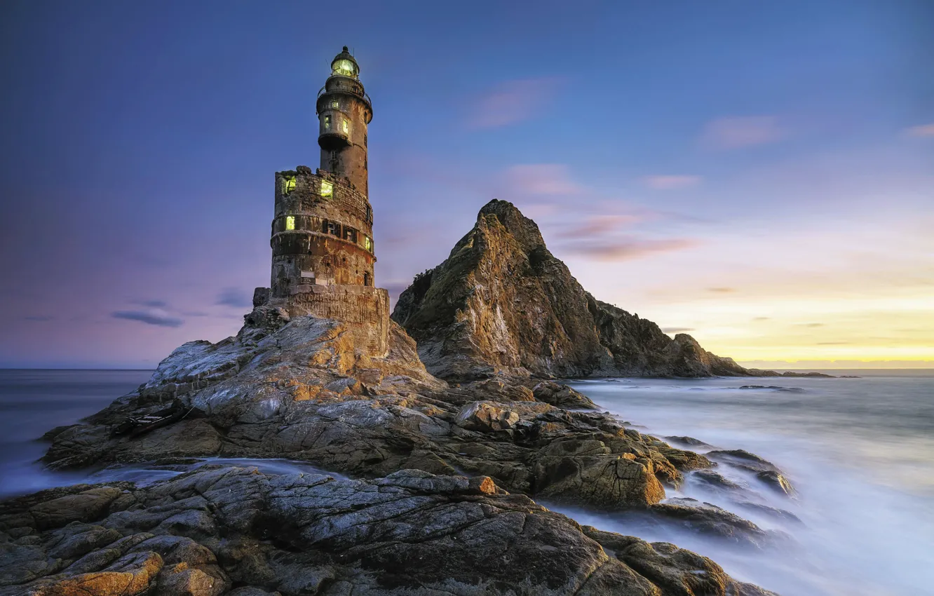 Фото обои Russia, ocean, lighthouse, Sakhalin