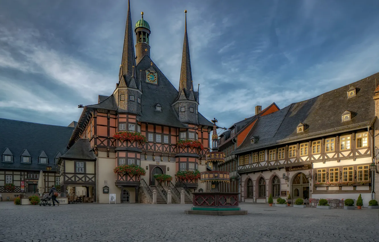Фото обои здания, дома, Германия, площадь, фонтан, Germany, ратуша, Саксония-Анхальт