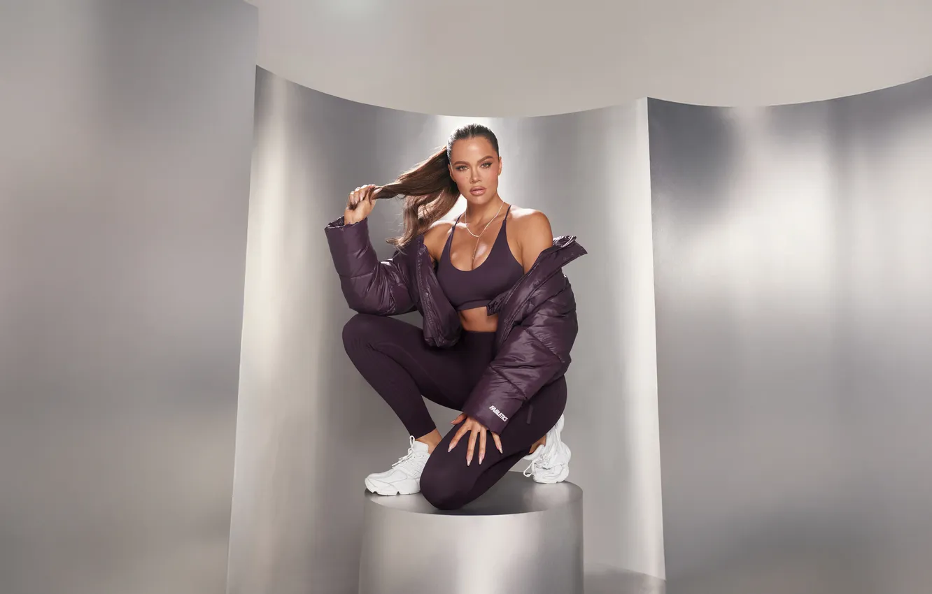 Фото обои Khloe Kardashian, Fabletics, Collaboration