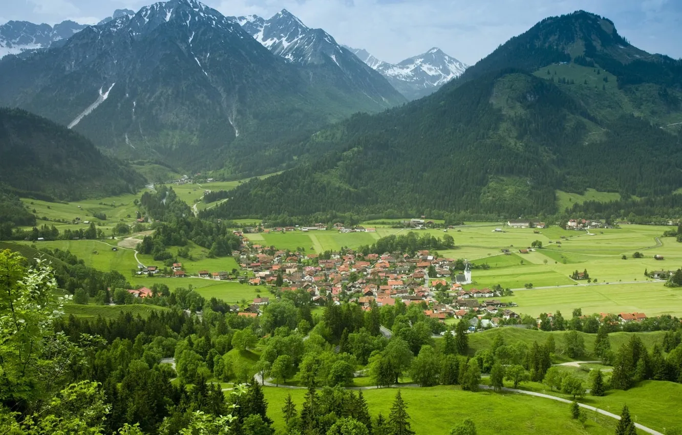 Фото обои зелень, горы, деревня