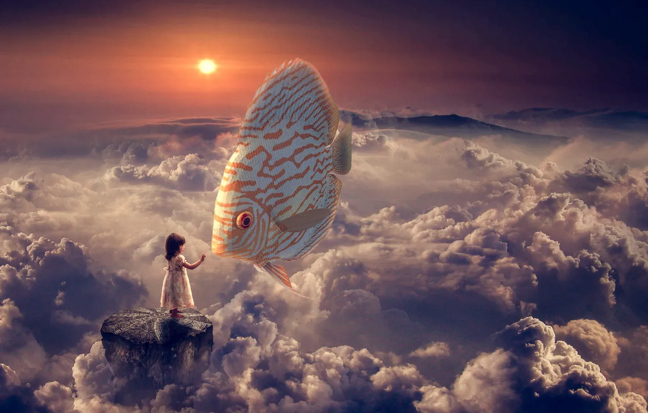 Фото обои облака, рыба, девочка
