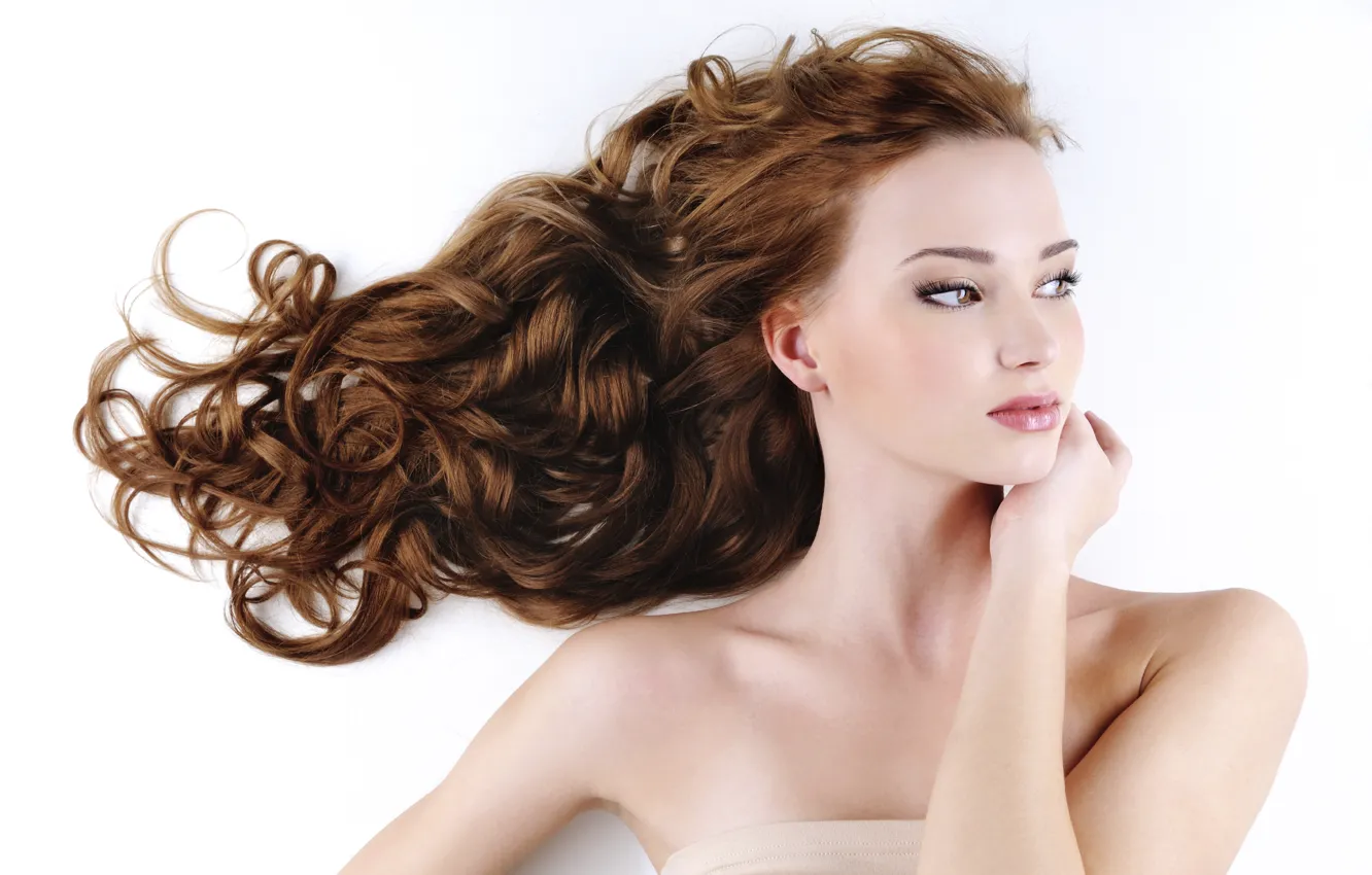 Фото обои взгляд, девушка, портрет, шатенка, длинные волосы