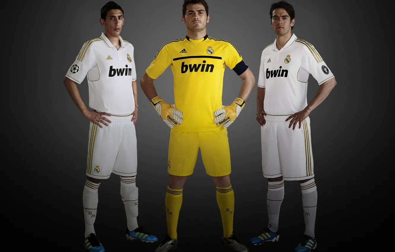 Фото обои форма, реал мадрид, новая, игроки, Real Madrid, casillas, di maria, Kaka