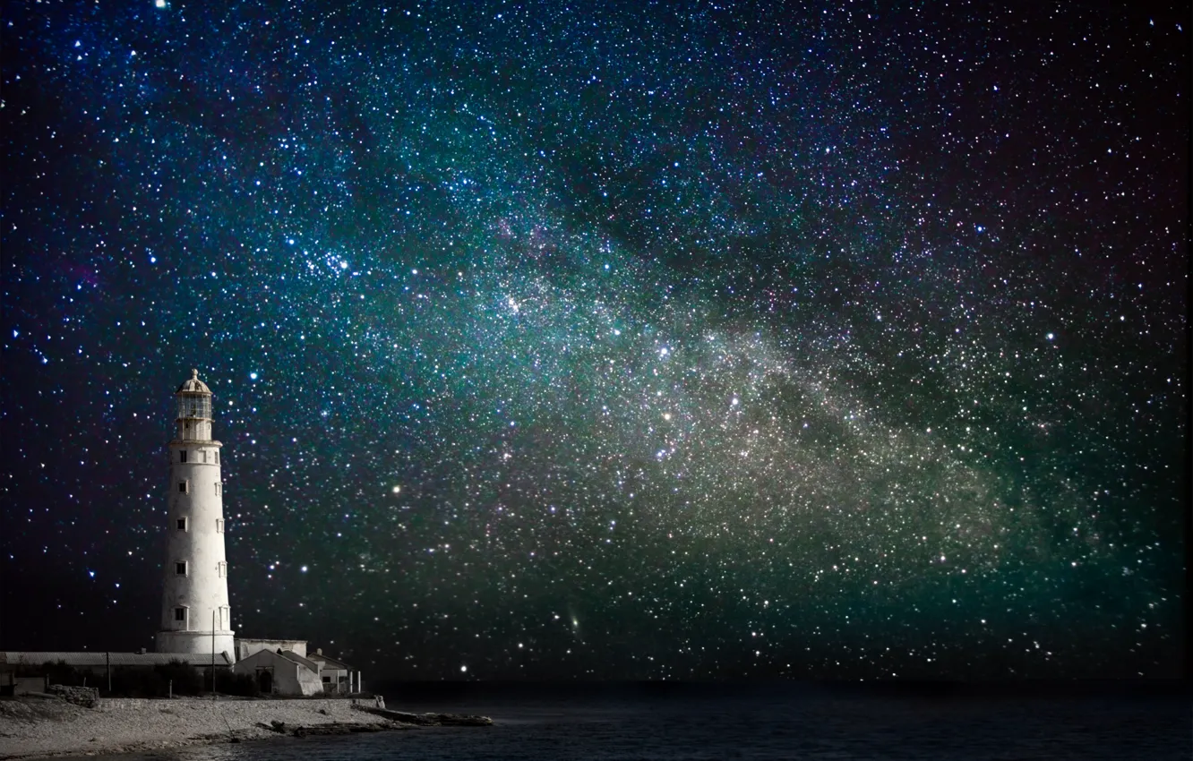 Фото обои море, небо, звезды, ночь, побережье, маяк, млечный путь