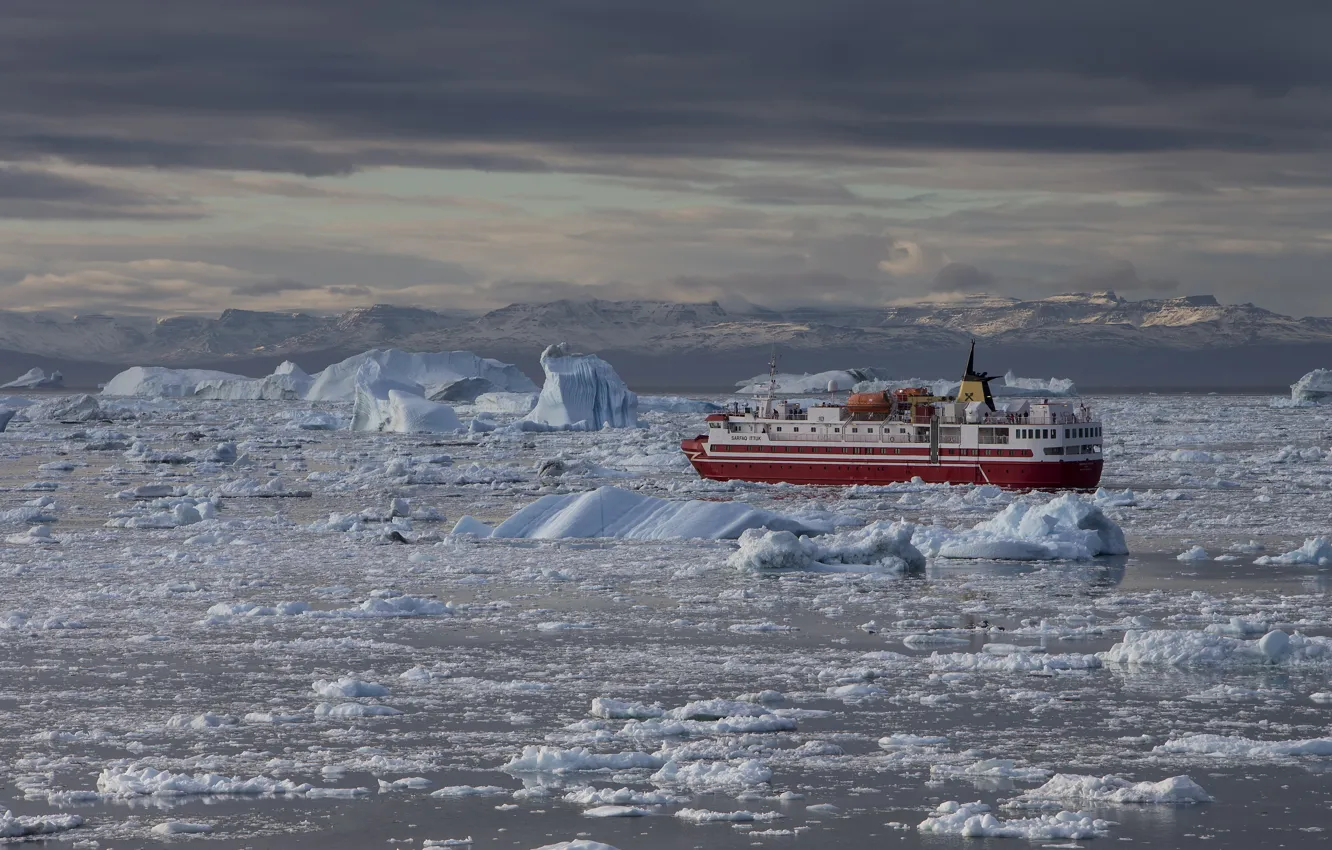Фото обои море, горы, корабль, лёд, паром, айсберги, Гренландия