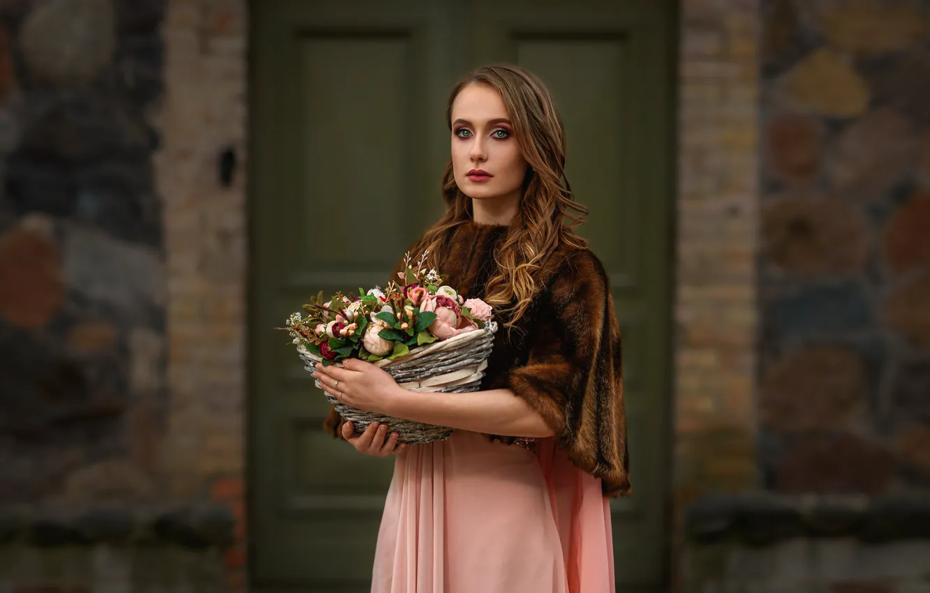 Фото обои девушка, цветы, поза, корзинка, Olga, боке, Dmitry Medved