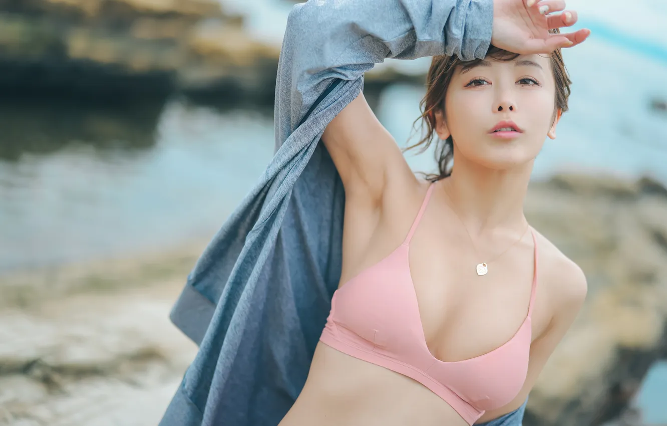 Фото обои Rock, Beautiful, Asian, Model, Coast, Water, Woman, Sea