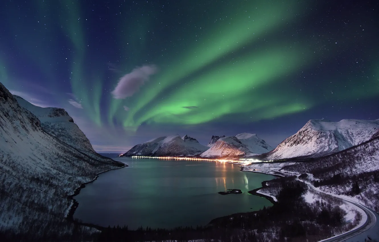 Фото обои море, горы, ночь, северное сияние, Норвегия, фьорд