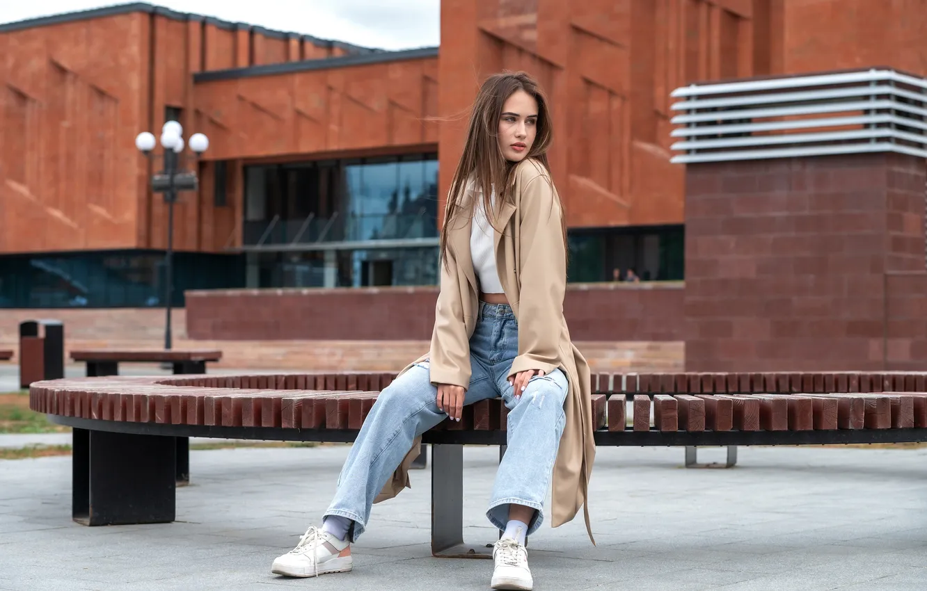 Фото обои девушка, model, jeans, brunette, urban, sitting, sneakers, public