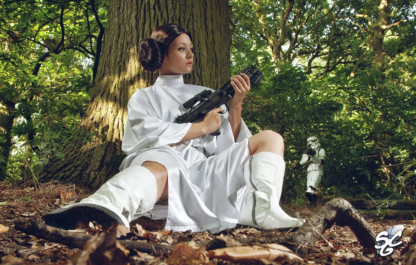 Фото обои лес, девушка, оружие, Star Wars, штурмовик, Leia
