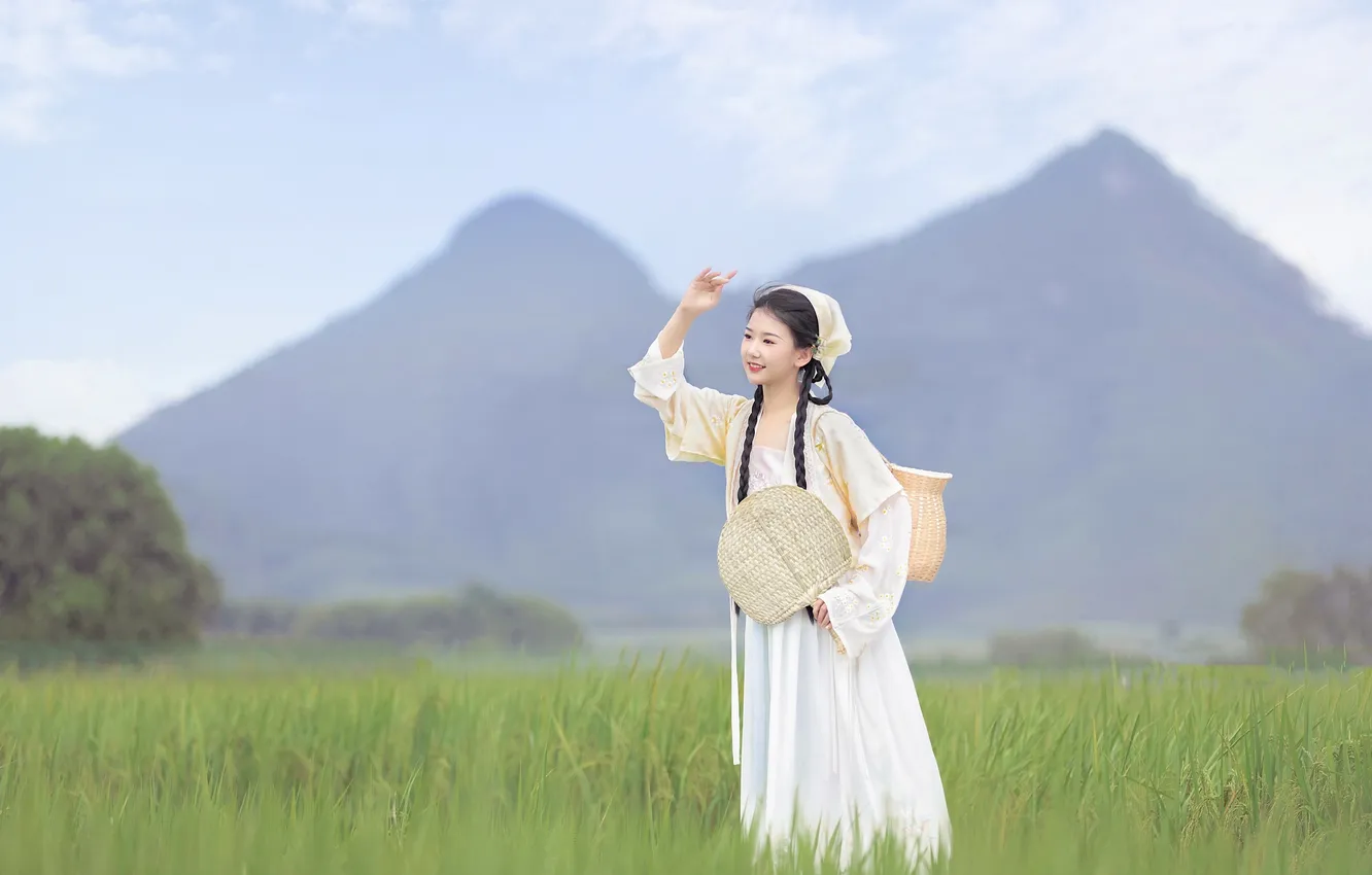 Фото обои Beautiful, Asian, Model, Smile, Mountain, Woman, Cute, Pretty