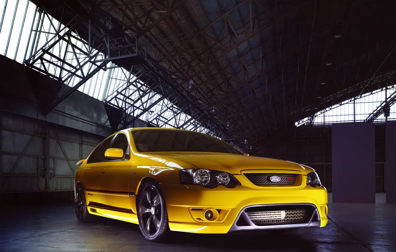 Фото обои желтый, автомобиль, передок, 2005, Australia, Typhoon, FPV, Ford Falcon