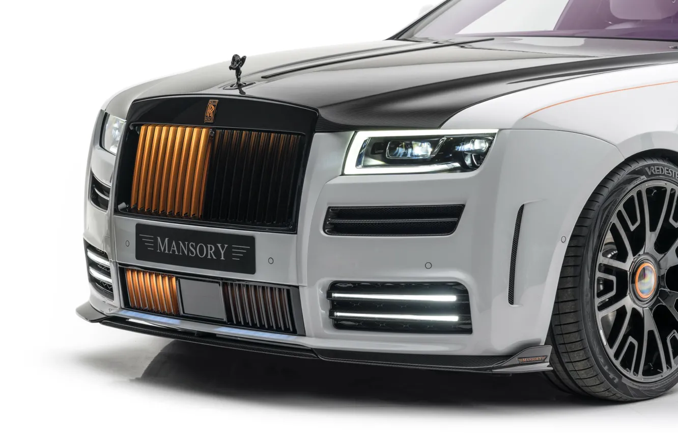 Фото обои белый фон, Mansory, решетка радиатора, exterior, Rolls-Royce Ghost, New Ghost