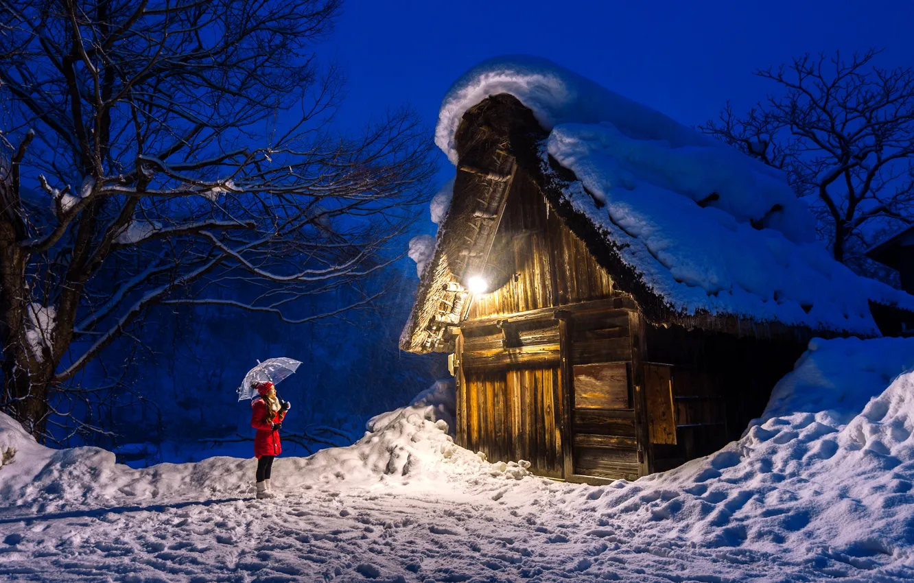 Фото обои зима, девушка, снег, деревья, ночь, зонт, домик, girl