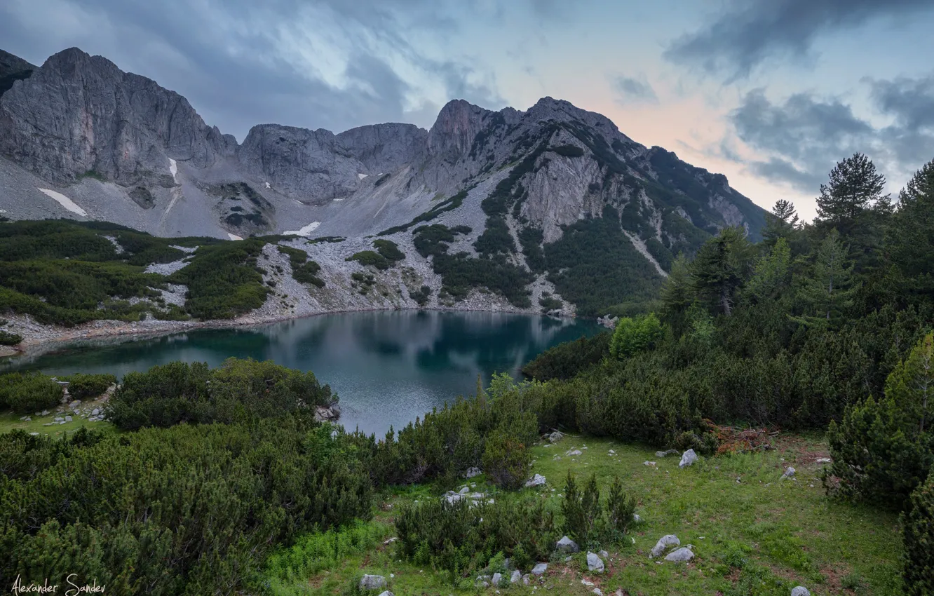 Фото обои пейзаж, горы, природа, озеро, камни, растительность, Болгария, Пирин