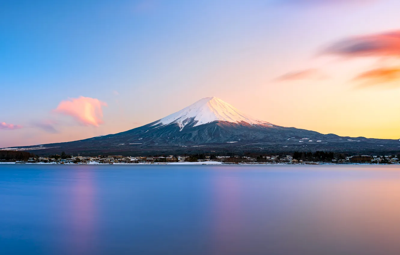 Фото обои Japan, Mount Fuji, Lake Kawaguchi