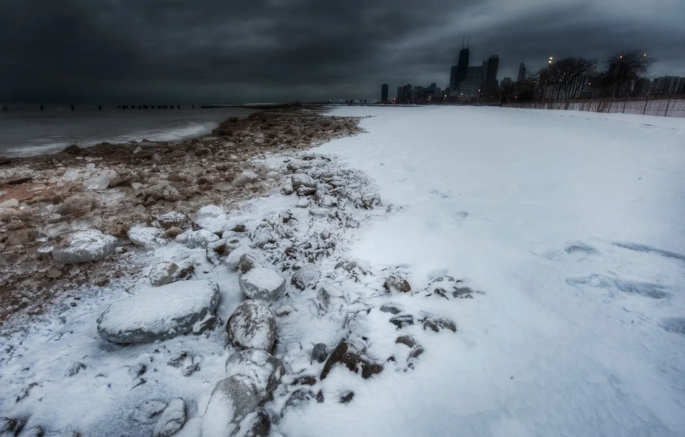 Фото обои зима, снег, тучи, небоскребы, Чикаго, Мичиган, Chicago