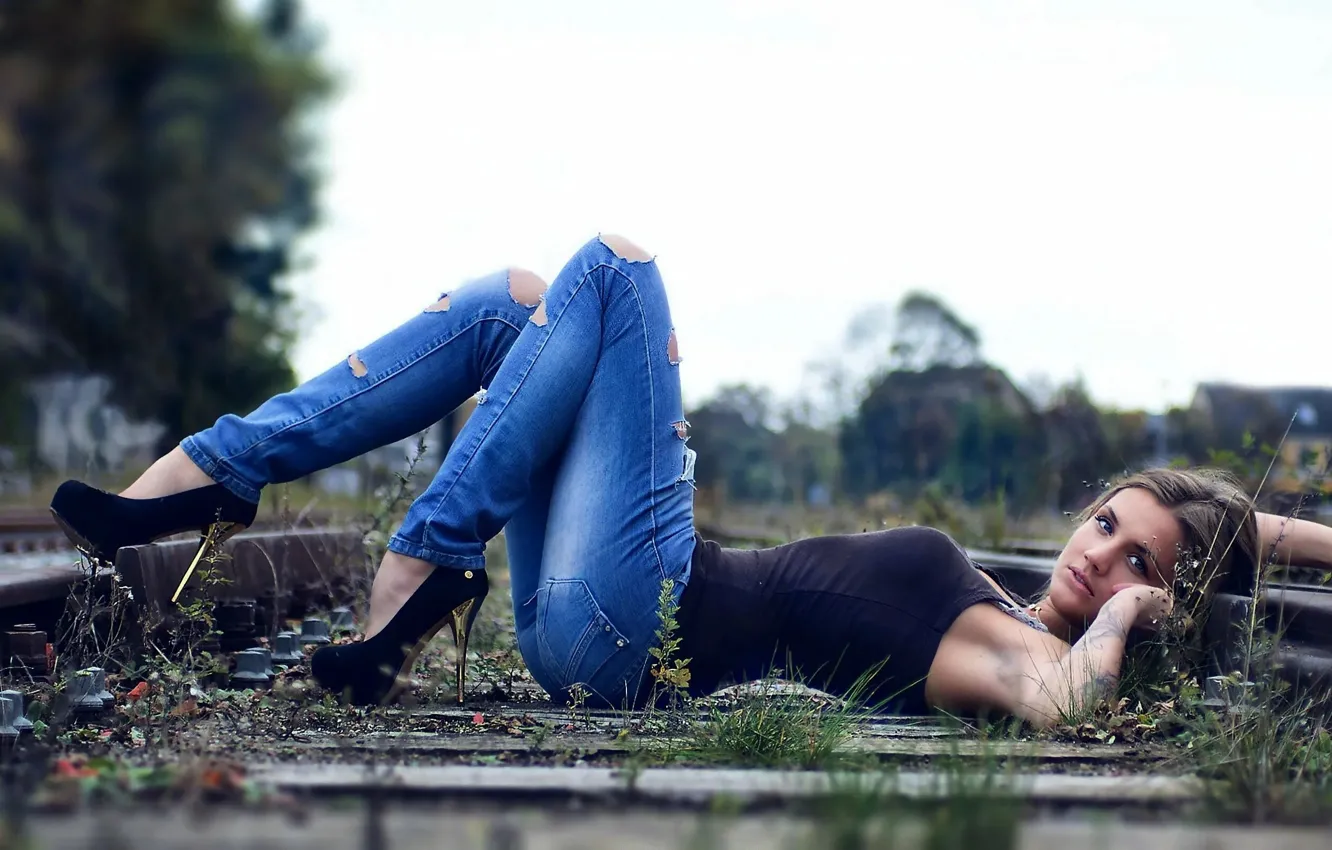 Фото обои girl, beautiful, model, denim