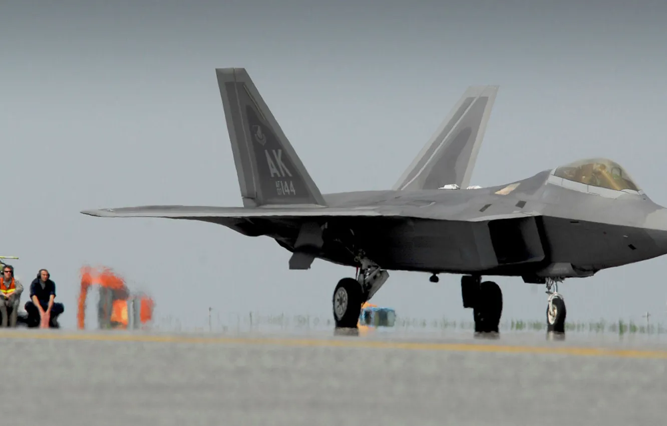 Фото обои аэродром, F-22, Raptor, техники, Lockheed/Boeing, многоцелевой истребитель, пятого поколения