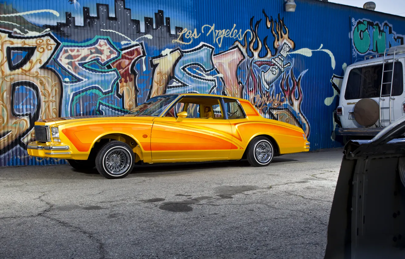 Фото обои lowrider, orange, mexican, hydraulics, chevrolet caprice