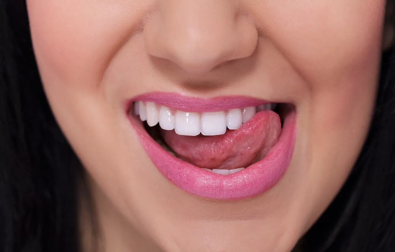 Фото обои woman, tongue, mouth, teeth