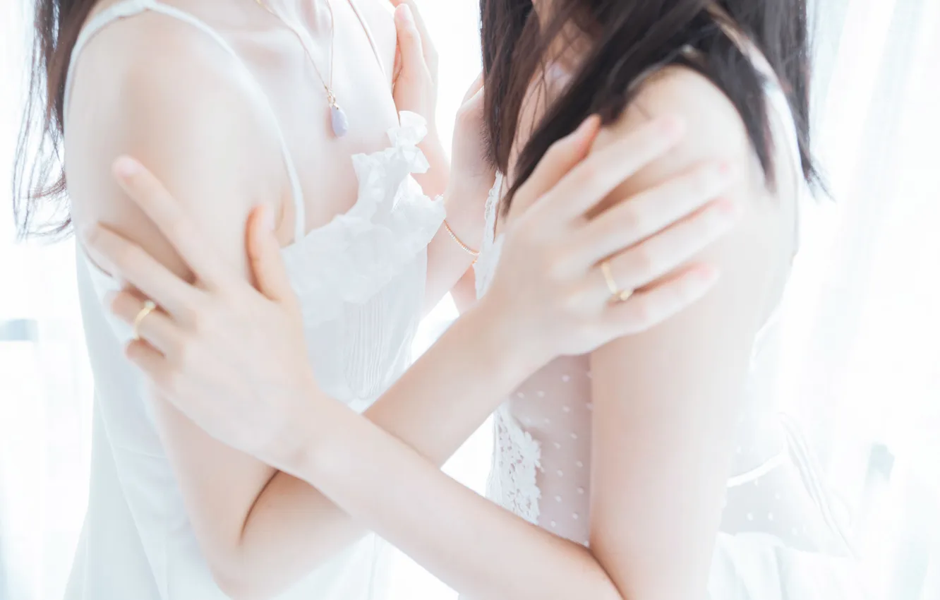 Фото обои Asian, Women, Models, Babes, Close Up, Hug, Chic, Close Shot