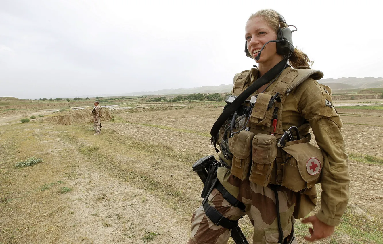 Фото обои девушка, оружие, армия, солдат