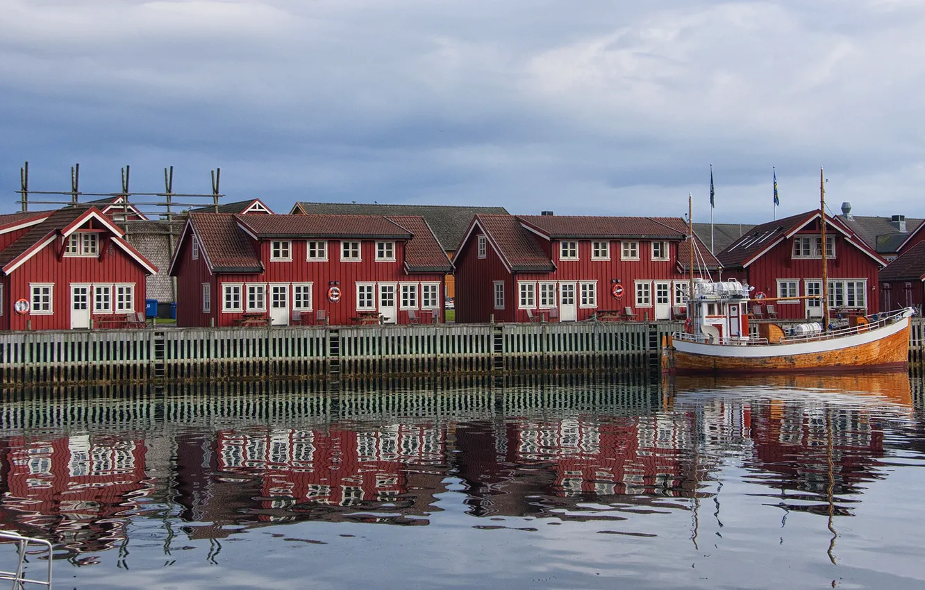 Фото обои лодка, Норвегия, туризм, Lofoten islands, рыбацкие хижины, Svolvaer