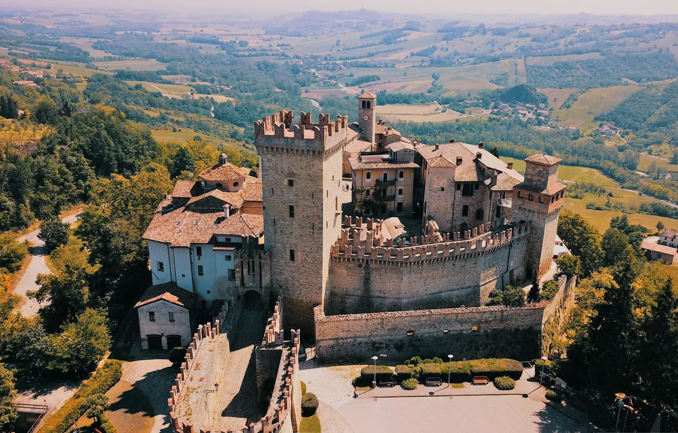 Фото обои замок, Италия, отель, Castello di Vigoleno, Виголено