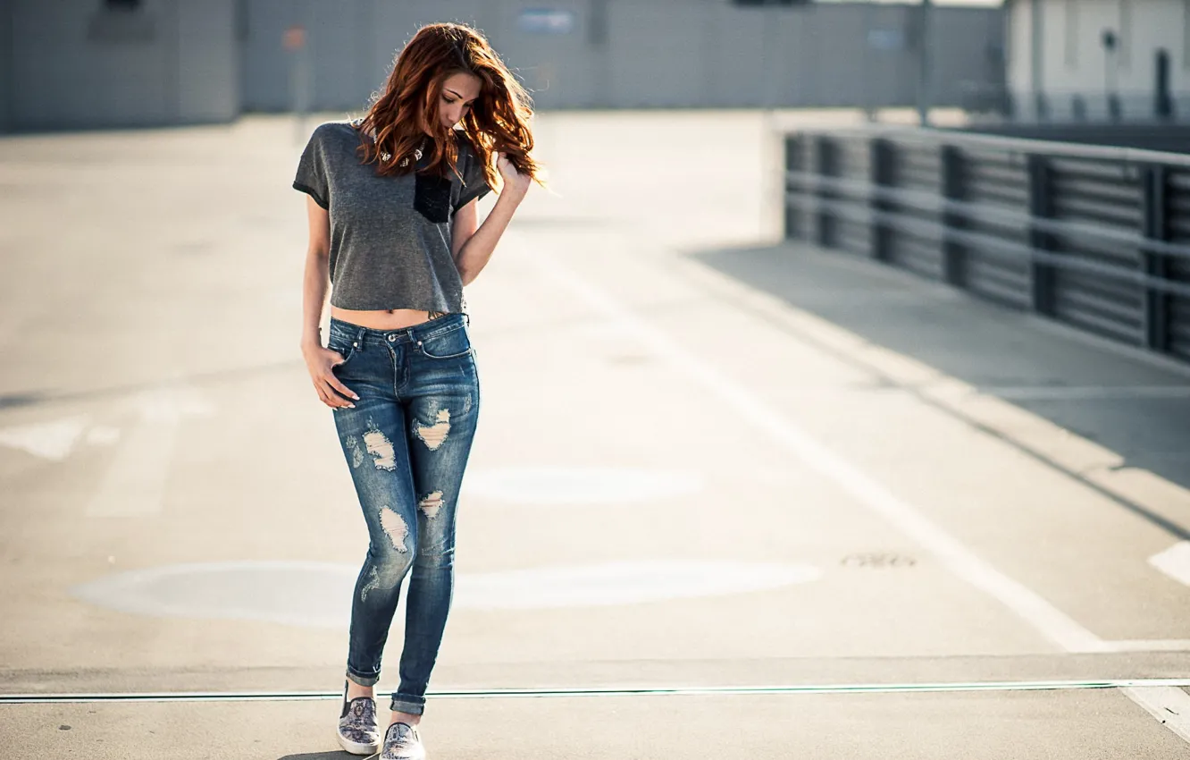 Фото обои girl, model, jeans, cute