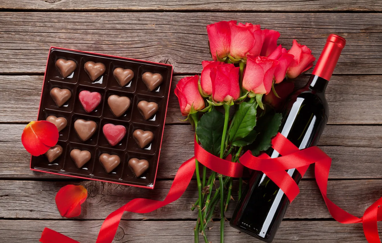Фото обои любовь, цветы, подарок, романтика, шоколад, розы, сердечки, love