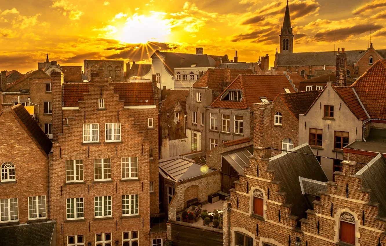 Фото обои закат, Бельгия, Брюгге, старый квартал, лучики солнца